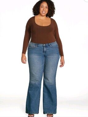 Sofia by Sofia Vergara Women's Plus Melisa Flare High Rise Jeans